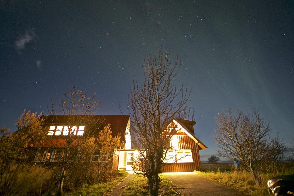 Guesthouse Milli Vina Bær Esterno foto